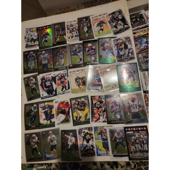 365+ Large Lot NFL Trading Cards Vintage Modern Inserts Rcs New England Patriots